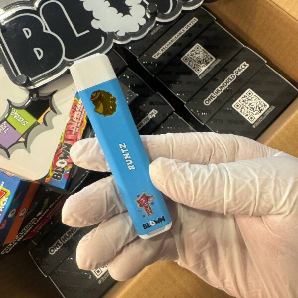 Blown live resin & liquid diamond 1g disposable vape pens