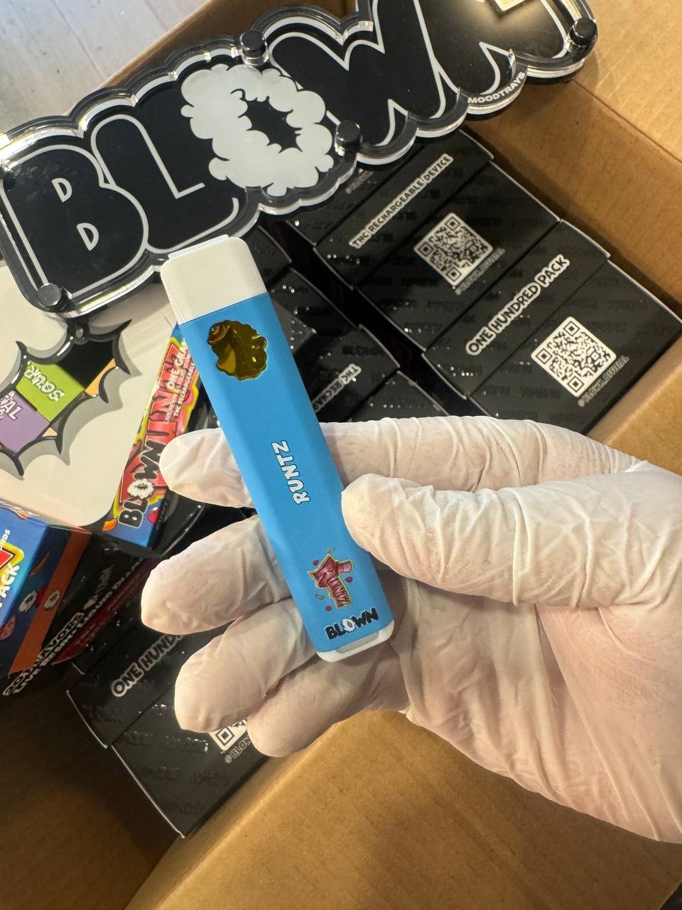 Blown live resin & liquid diamond 1g disposable vape pens